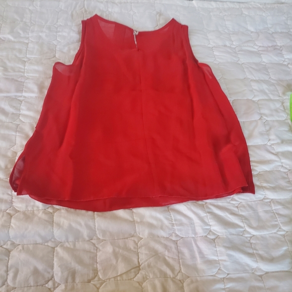 Tops - Picture 8 of 12